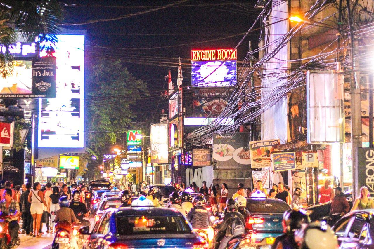 Budhi Beach Inn 꾸따 외부 사진