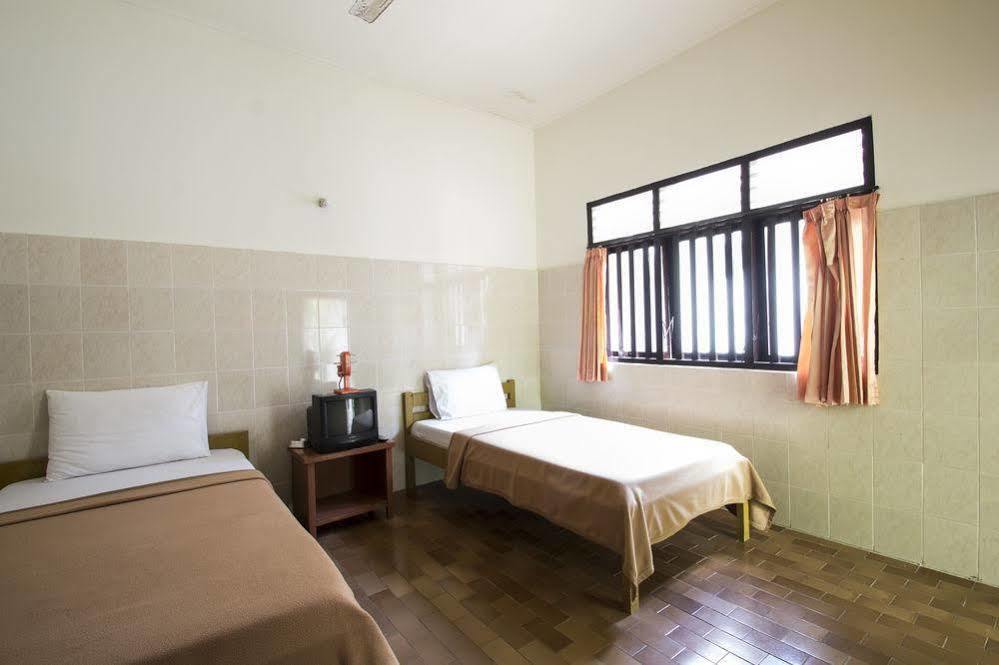 Budhi Beach Inn 꾸따 외부 사진